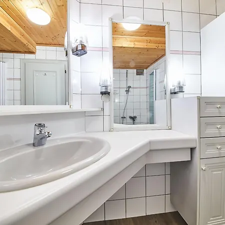 Fabian By We Rent 木屋